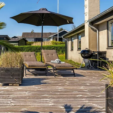 Gorgeous In With Kitchen Semesterbostad Fåborg