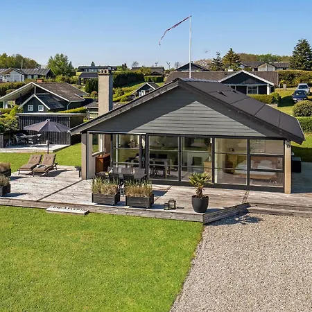 Semesterbostad Gorgeous In With Kitchen *